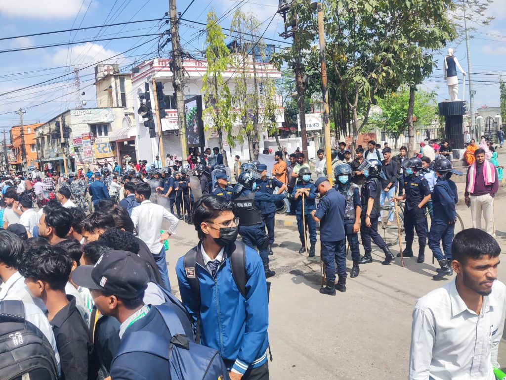 Hari Khetan 12 Student Protest Birgunj 2082 (6)